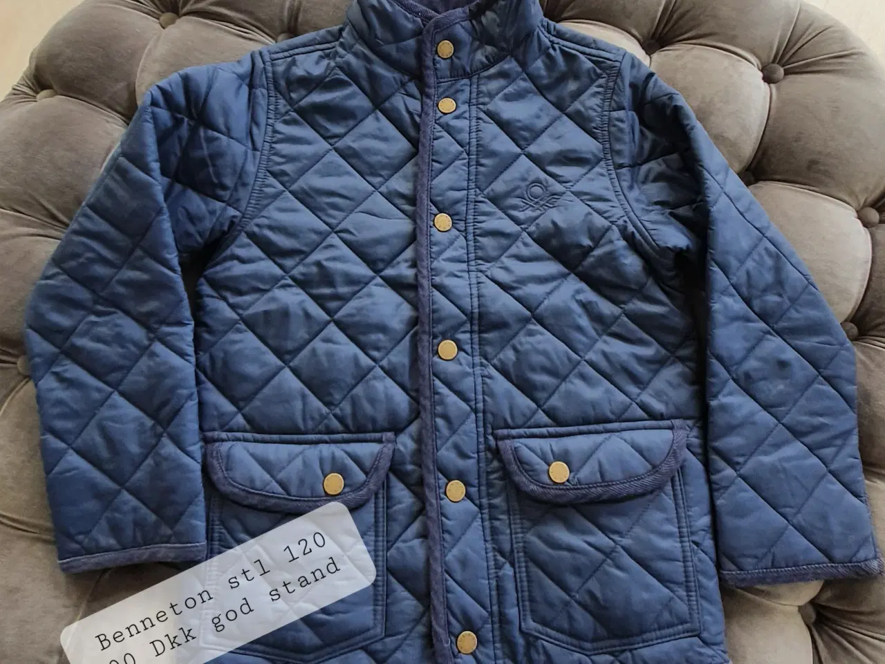 Billede 2 - Elegang jakke fra Benetton til dreng 120 cl