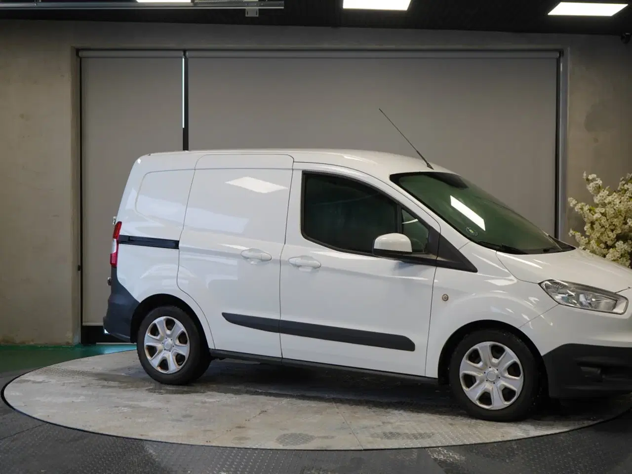 Billede 7 - FORD Transit Courier 1.5 TDCI – flere på auktion