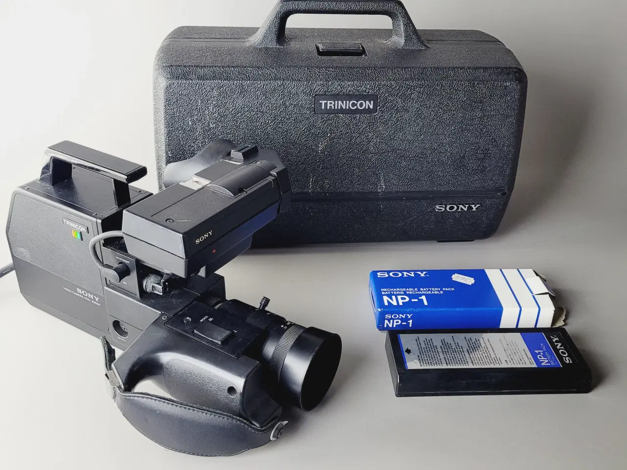 Billede 1 - ⭐️· 📽️ Klassisk Sony HVC-3000P Trinitron Videokam