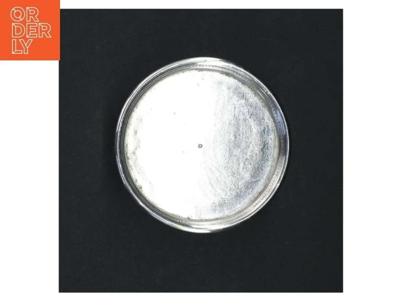 Billede 4 - Sølvfarvet lysestage (str. 9 x 5 cm)