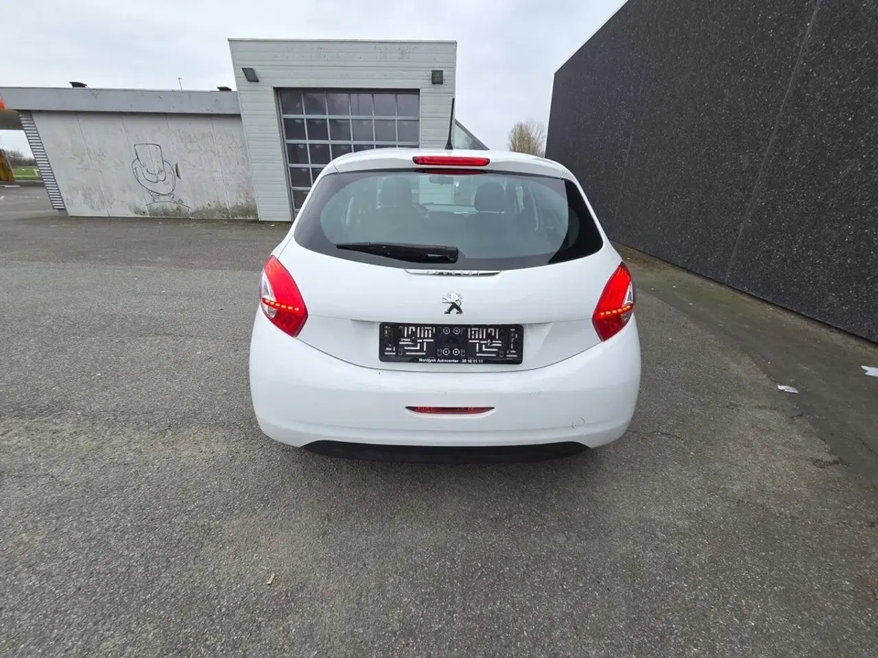 Billede 4 - Peugeot 208 1,0 VTi Excite White 68HK 5d