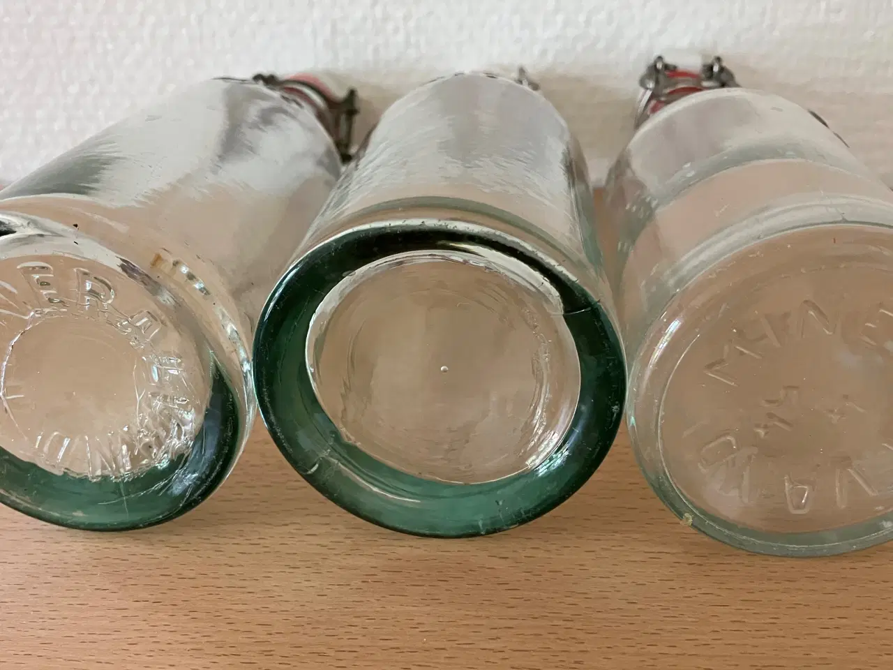 Billede 7 - 8 gamle sodavandsflasker.