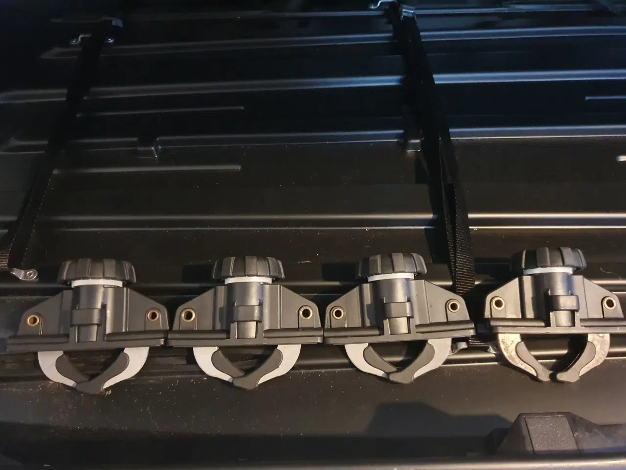 Billede 6 - Thule Touring S tagboks