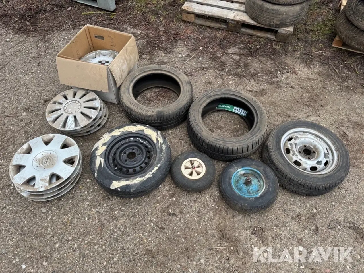 Billede 1 - Lot med dæk