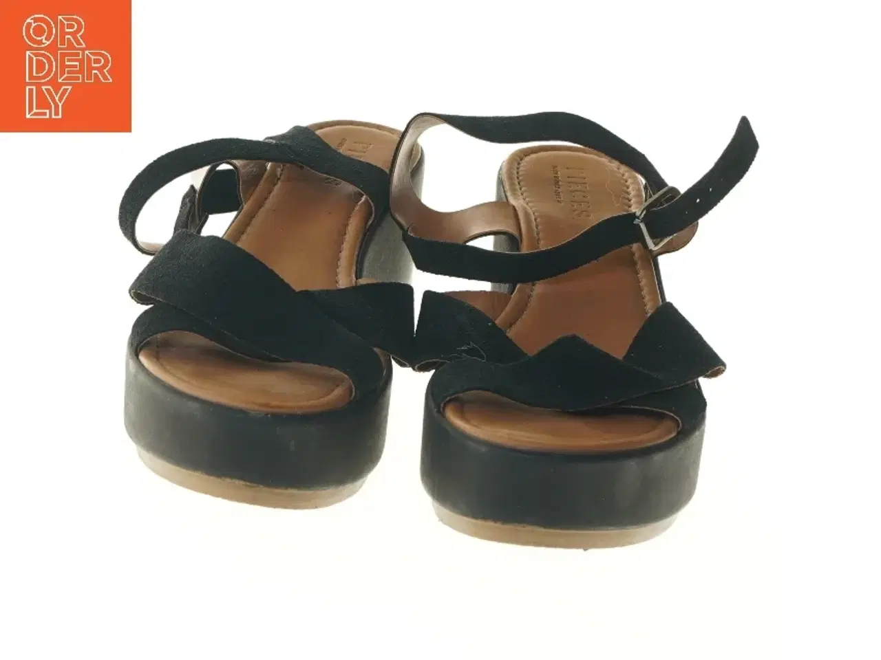 Billede 4 - Sort sandaler med plateau fra Pieces (str. 41 )