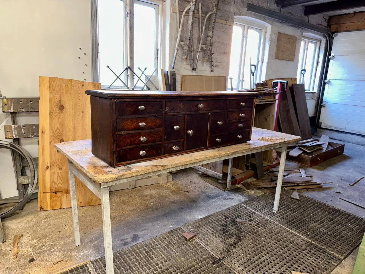 Billede 1 - Antik indsats med skuffer