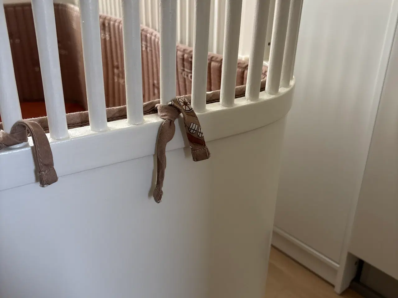 Billede 5 - Lille Per tremmeseng 