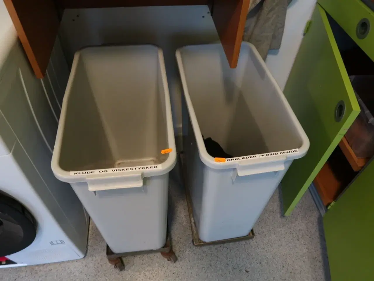 Billede 2 - 2 stk. spande