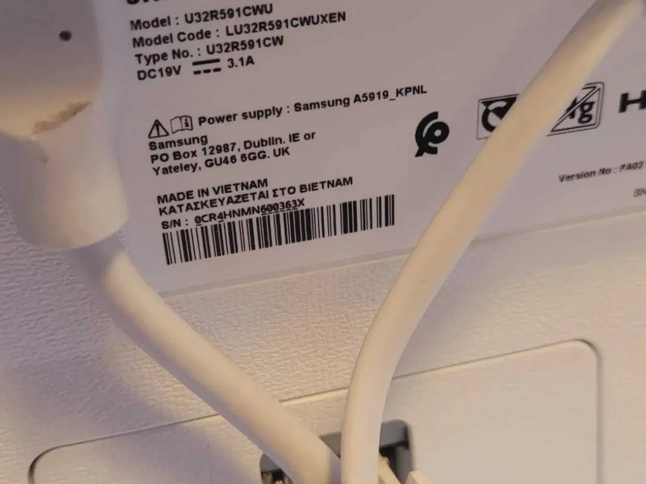 Billede 3 - Samsung skærm 32", inkl. keyboard, headset og mus.