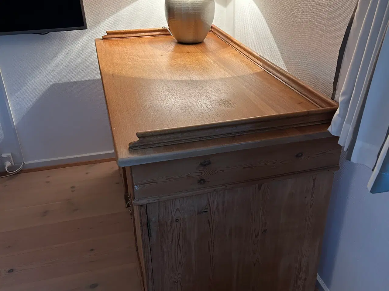 Billede 3 - Skrivebord