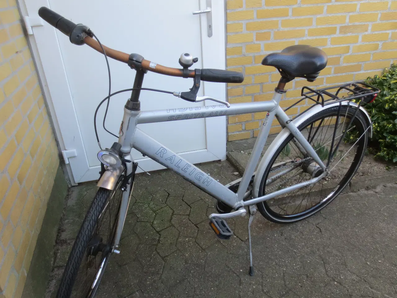 Billede 1 - 1 stk Herrecykel Raleigh Model Sprite ALU 28 tomme