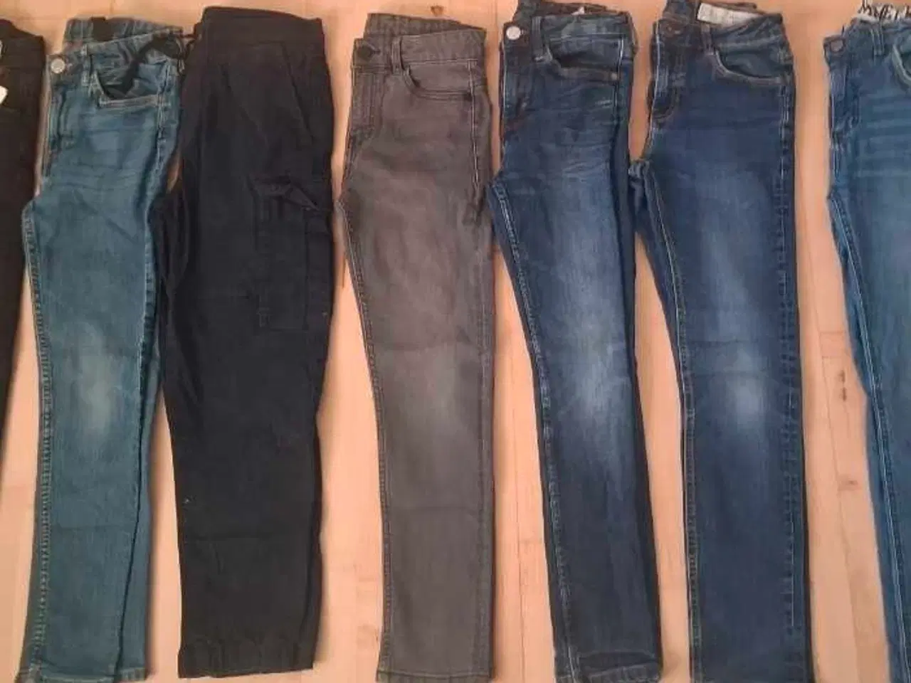 Billede 3 - 146, 9 dele drengetøj