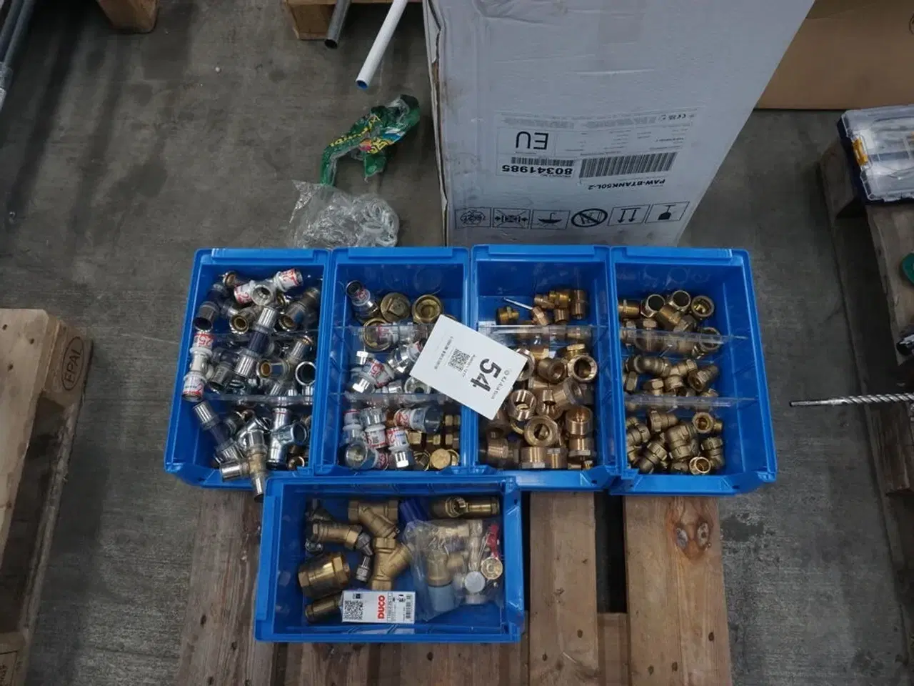 Billede 2 - 5 kasser fittings