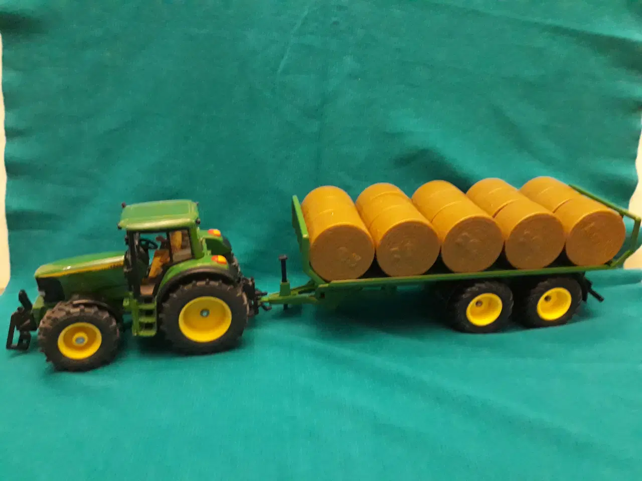 Billede 6 - Siku John Deere med Rundballevogn