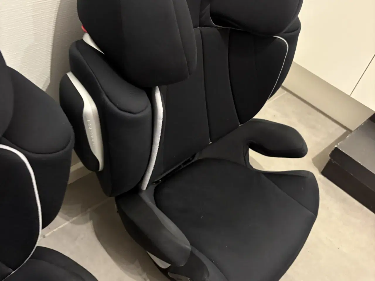 Billede 1 - Cyberpunk Q2 autostol