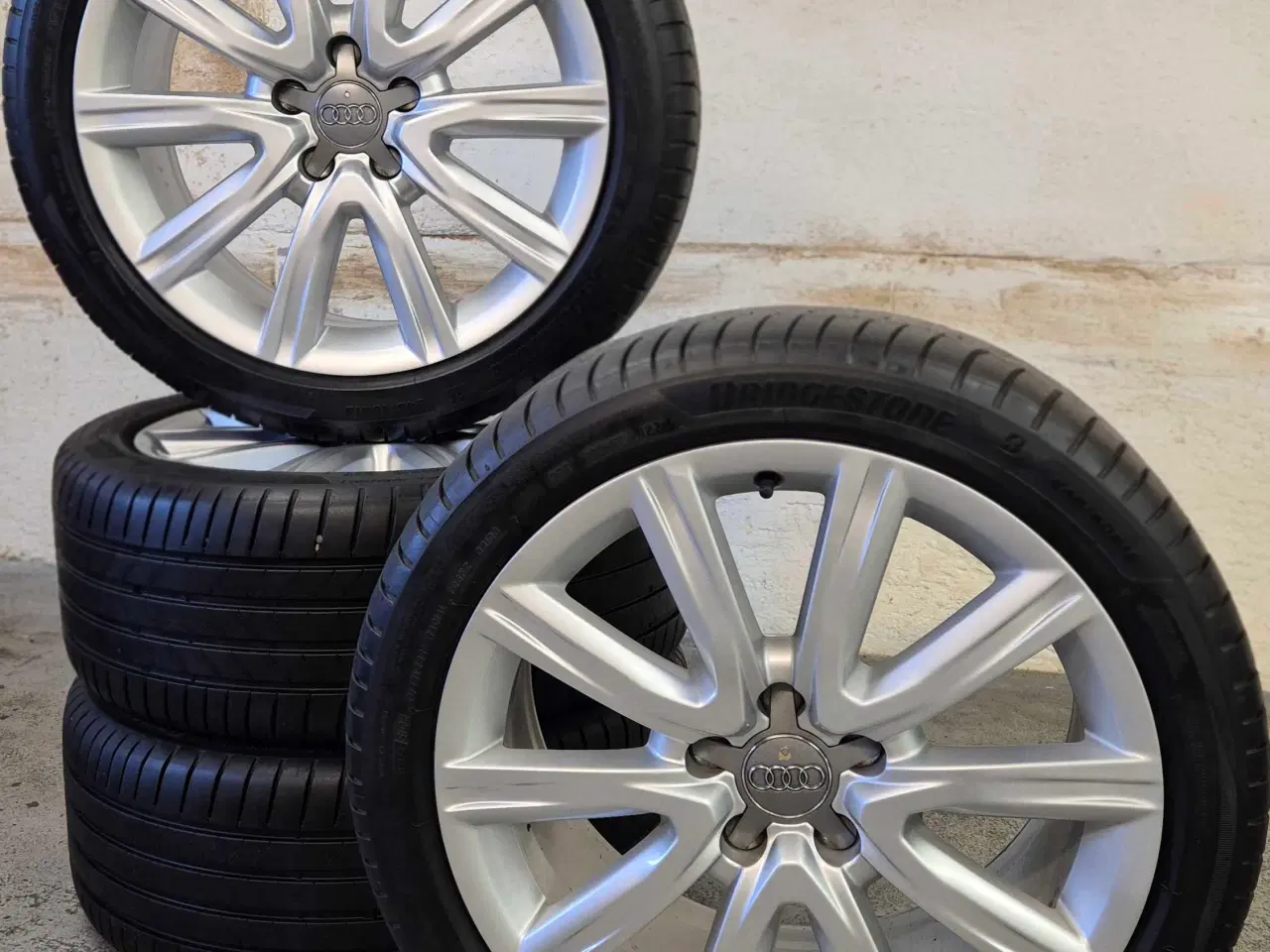 Billede 9 - AUDI A4 / A5 / A6 / A7 ORIGINAL ALUFÆLGE MED NYE S