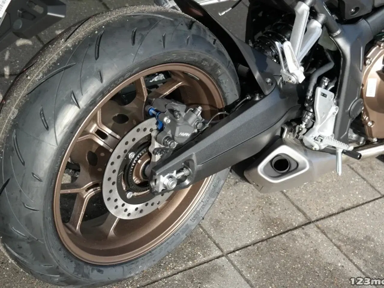 Billede 7 - Honda CB 650 R E-Clutch MC-SYD       BYTTER GERNE