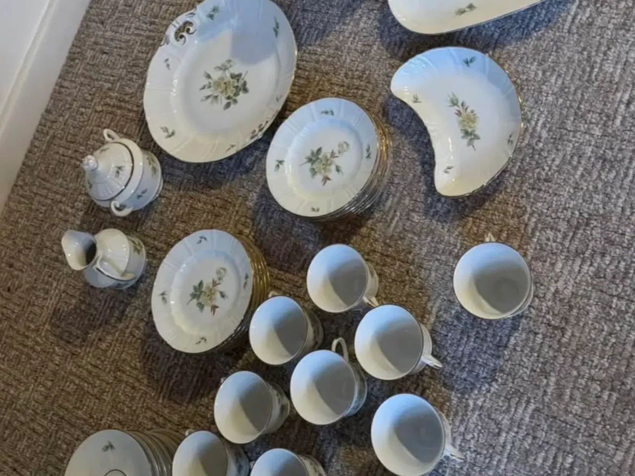 Billede 1 - Service Bing og Grøndahl klitrose