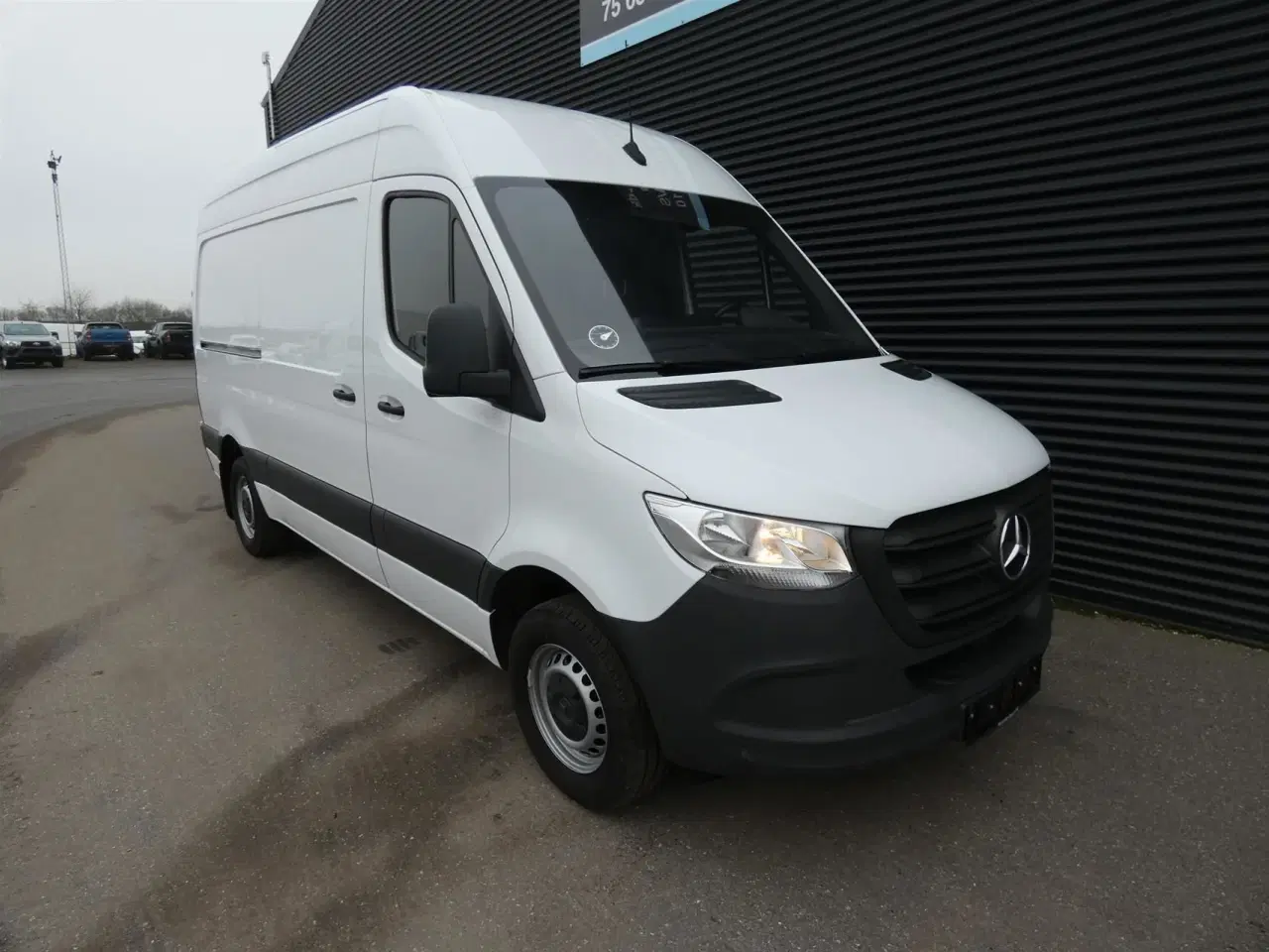 Billede 2 - Mercedes-Benz Sprinter 317 2,0 CDI A2 H2 RWD 9G-Tronic 170HK Van Aut.