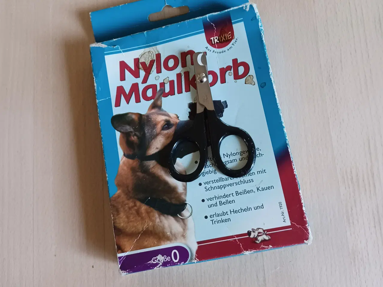 Billede 1 - Mundkurv og saks