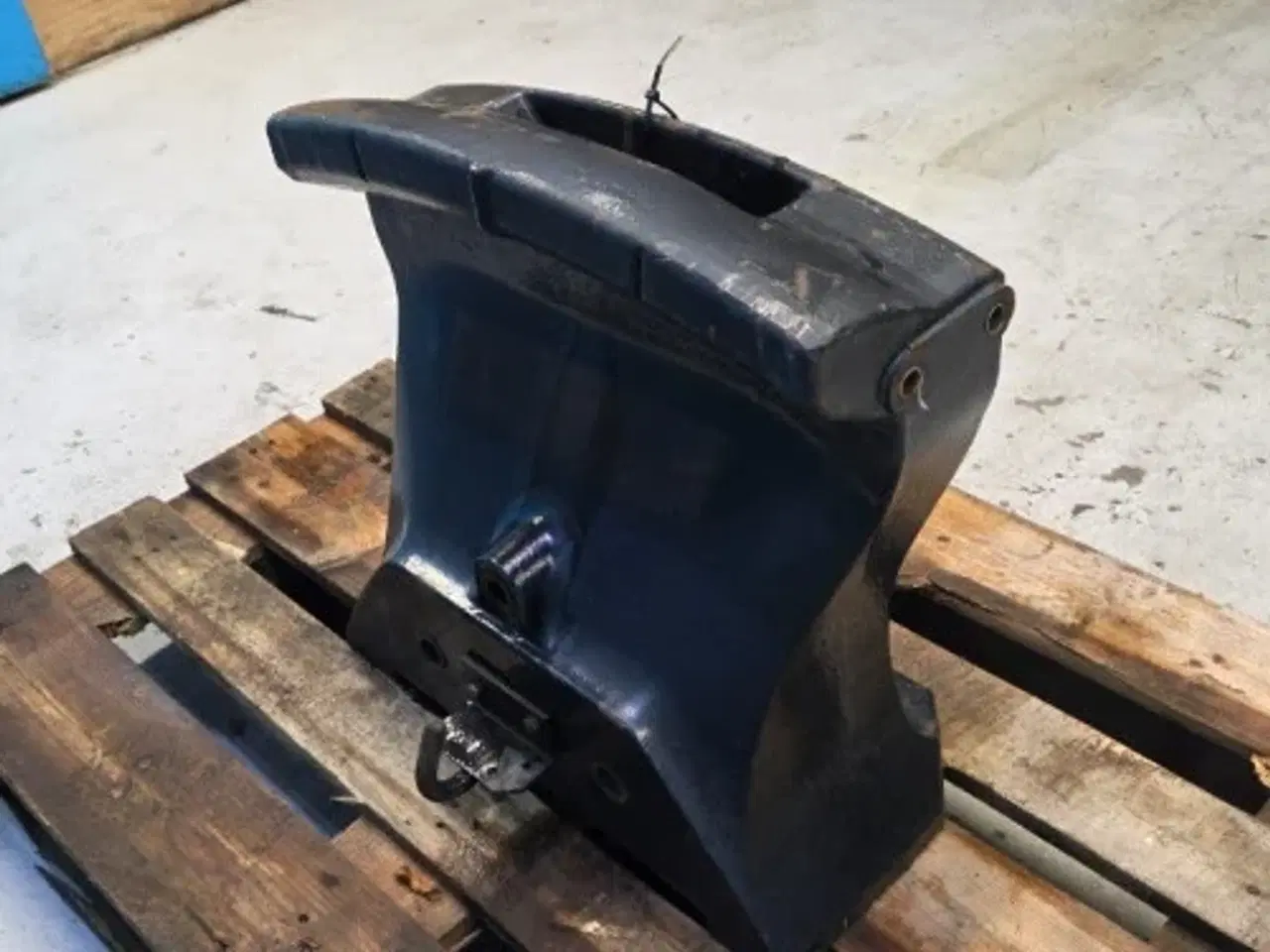 Billede 10 - New Holland T7 Frontvægt Holder 84232748
