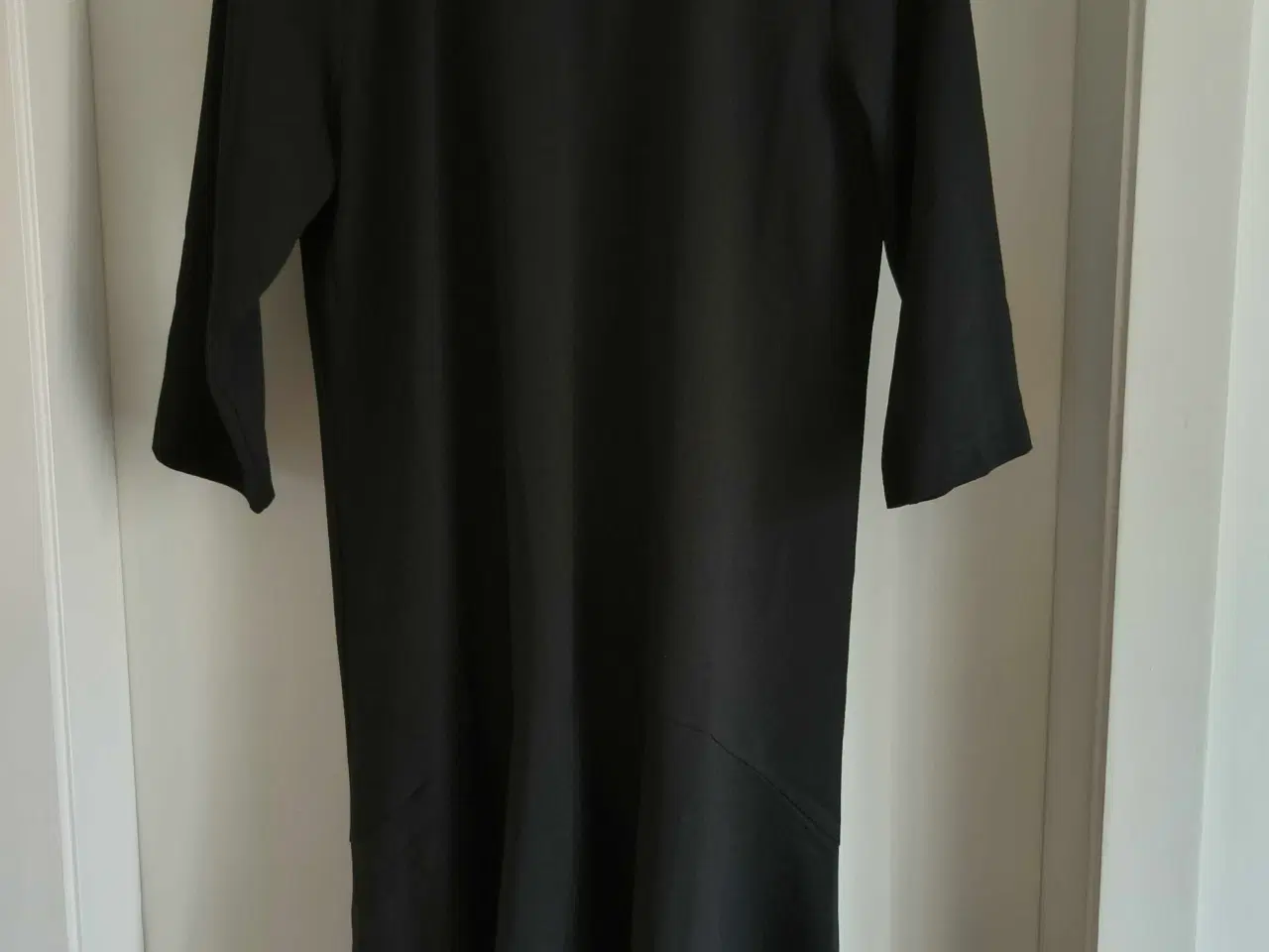 Billede 1 - Ganni kjole str 40