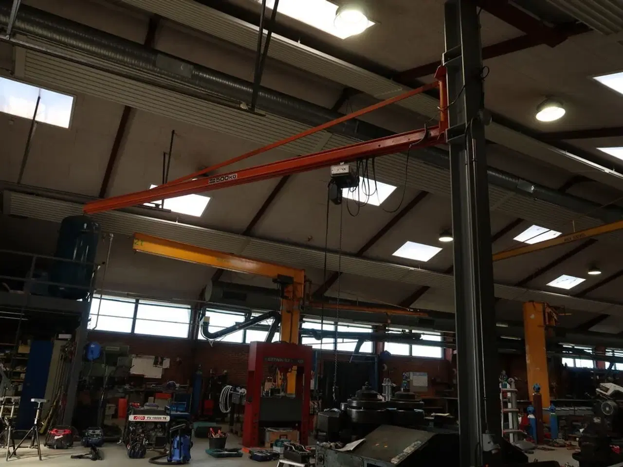 Billede 1 - Søjlesvingkran med el-kædetalje 500 Kg