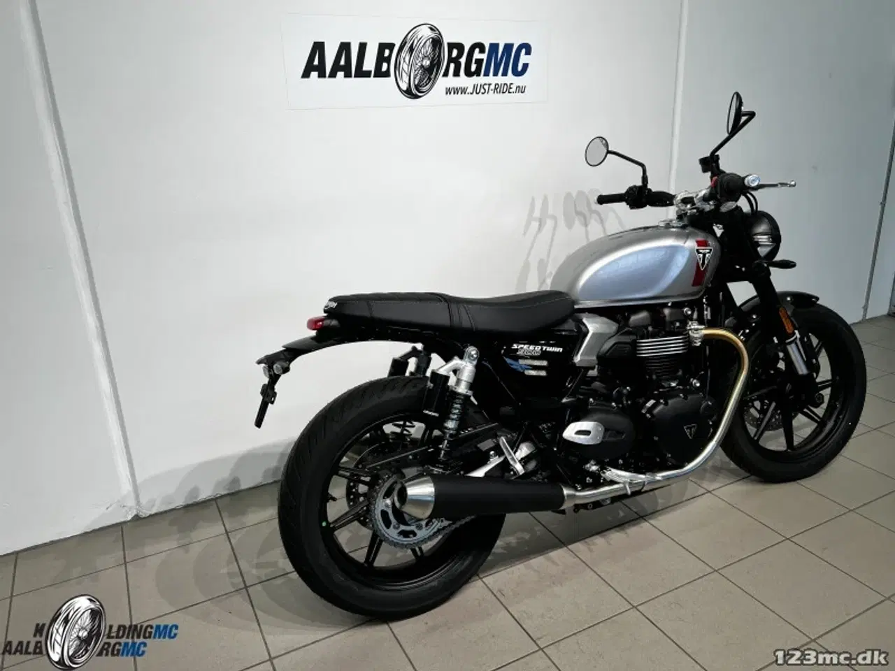 Billede 4 - Triumph Speed Twin 900 900 Aluminium Silver/Carnival Red/Jet Black