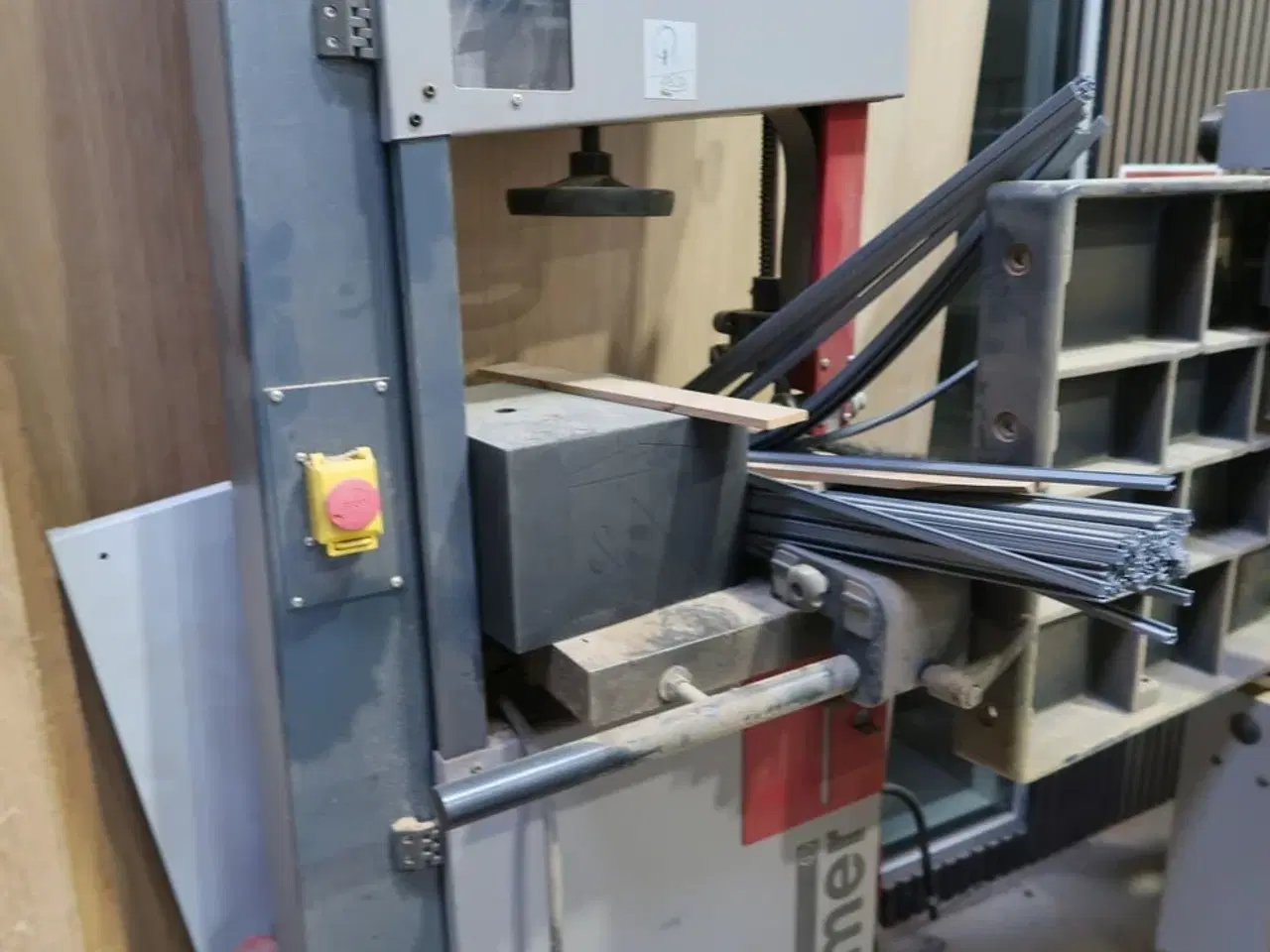 Billede 3 - Båndsav HAMMER N4400