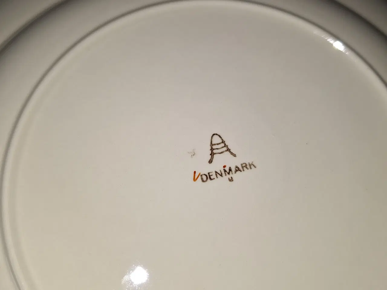 Billede 4 - Tallerkener