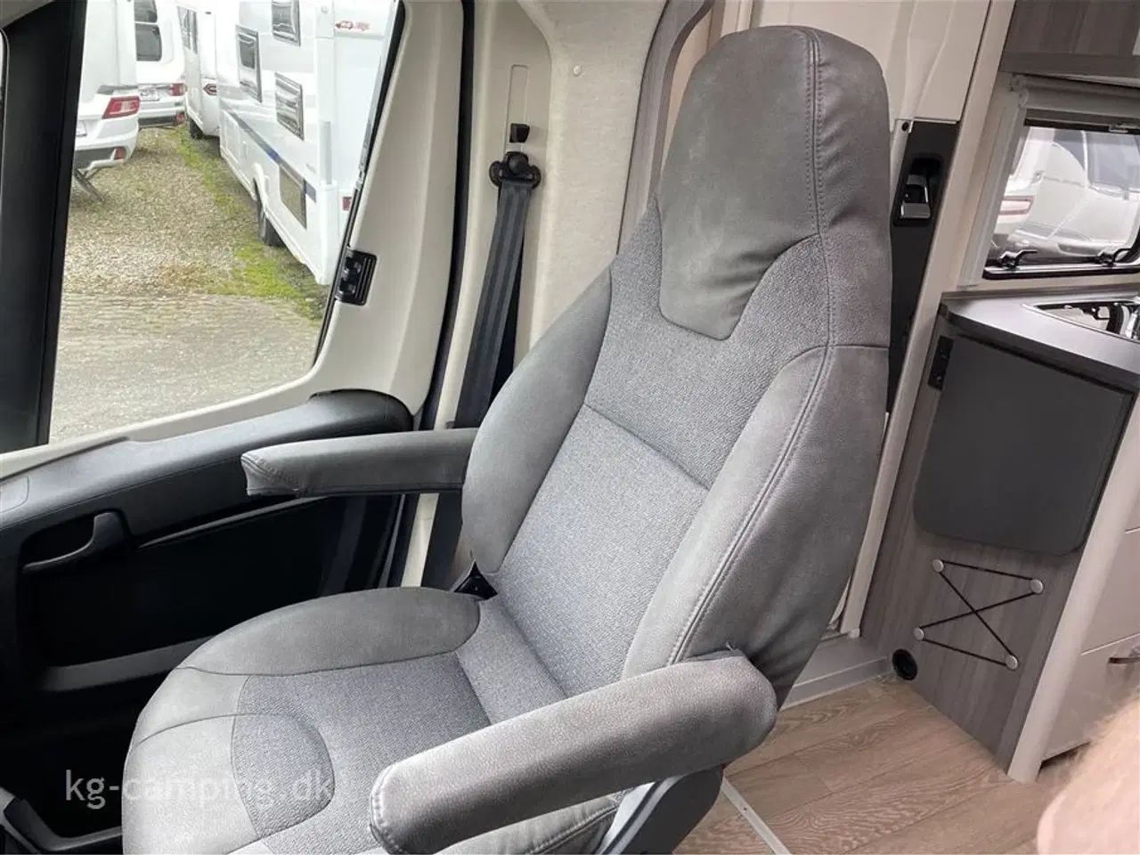 Billede 7 - 2022 - Hobby Ontour Edition V65   MEGET velholdt Hobby autocamper med kun 20.000 km. på tælleren