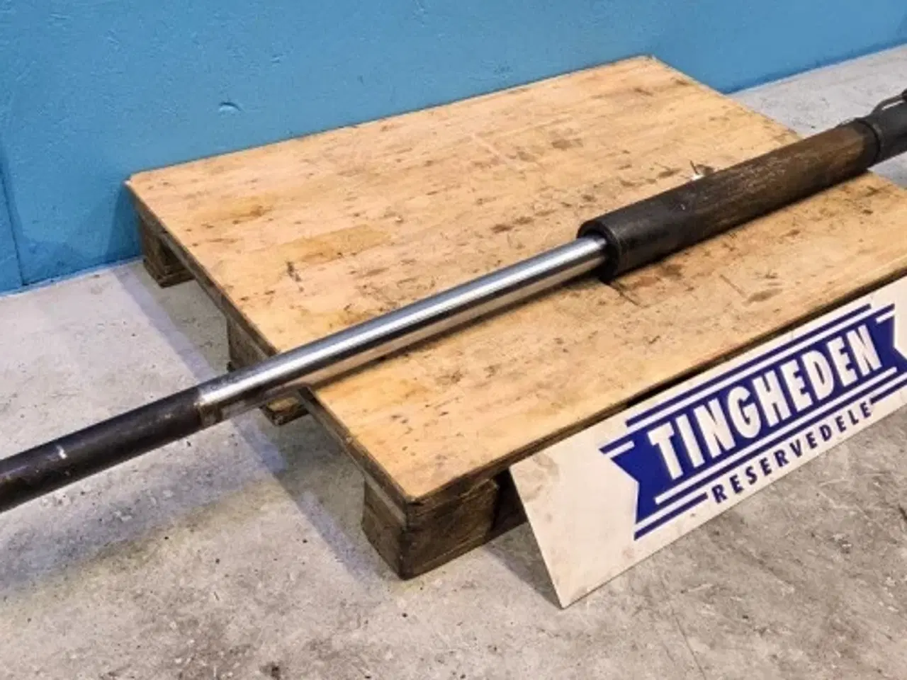 Billede 6 - New Holland LB115B Cylinder 85800070