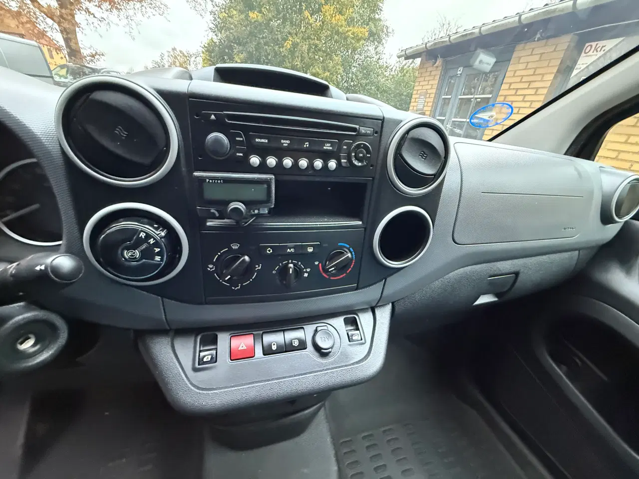 Billede 10 - Belingo lav km 1 ejer UDSTYRE BOMBE