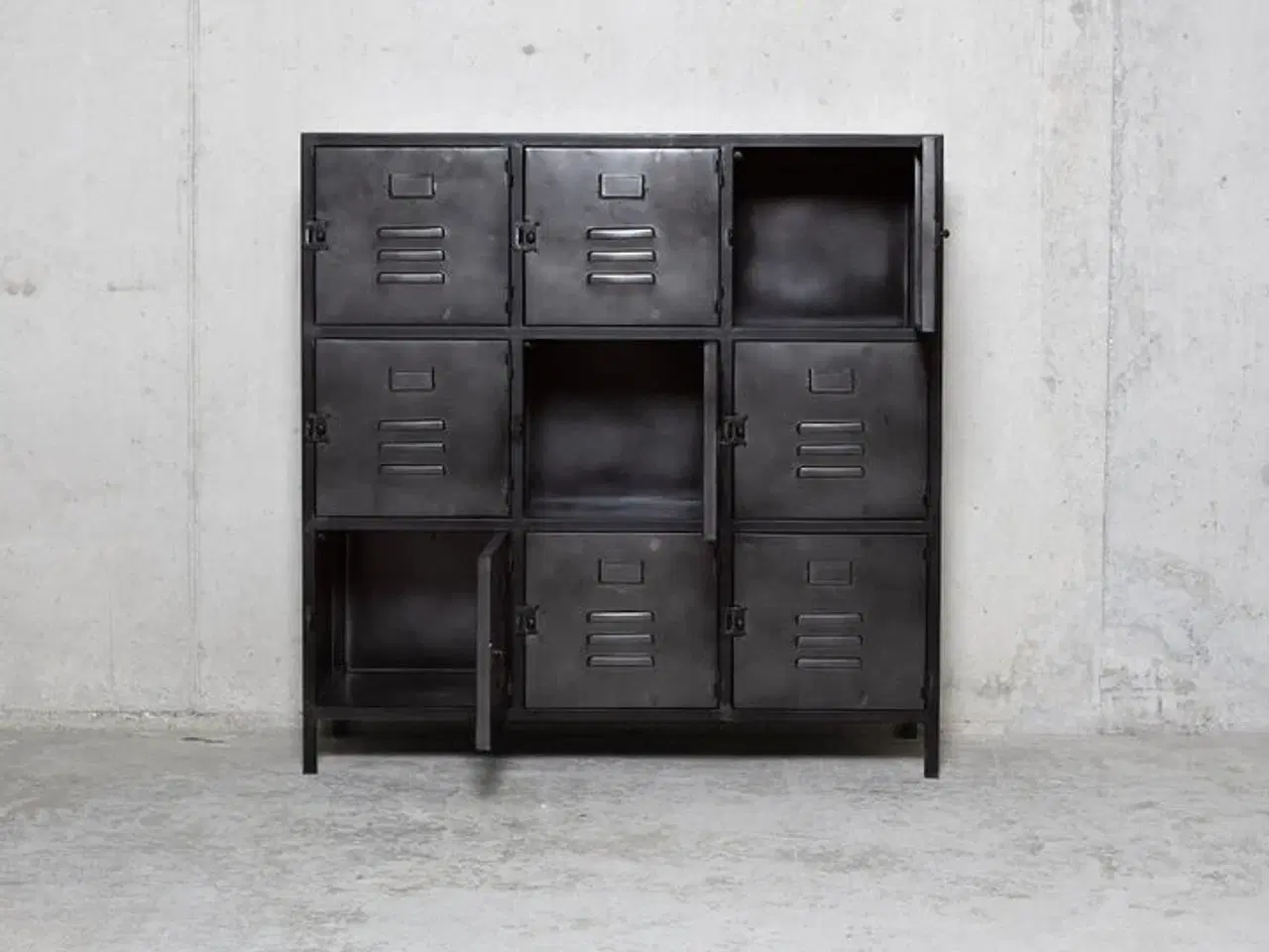 Billede 3 - Nyt LOCKER skab 9 rums