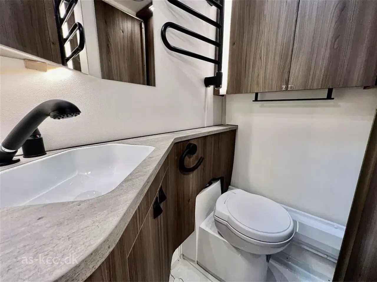 Billede 18 - 2025 - Kabe Briljant 470 XL KS