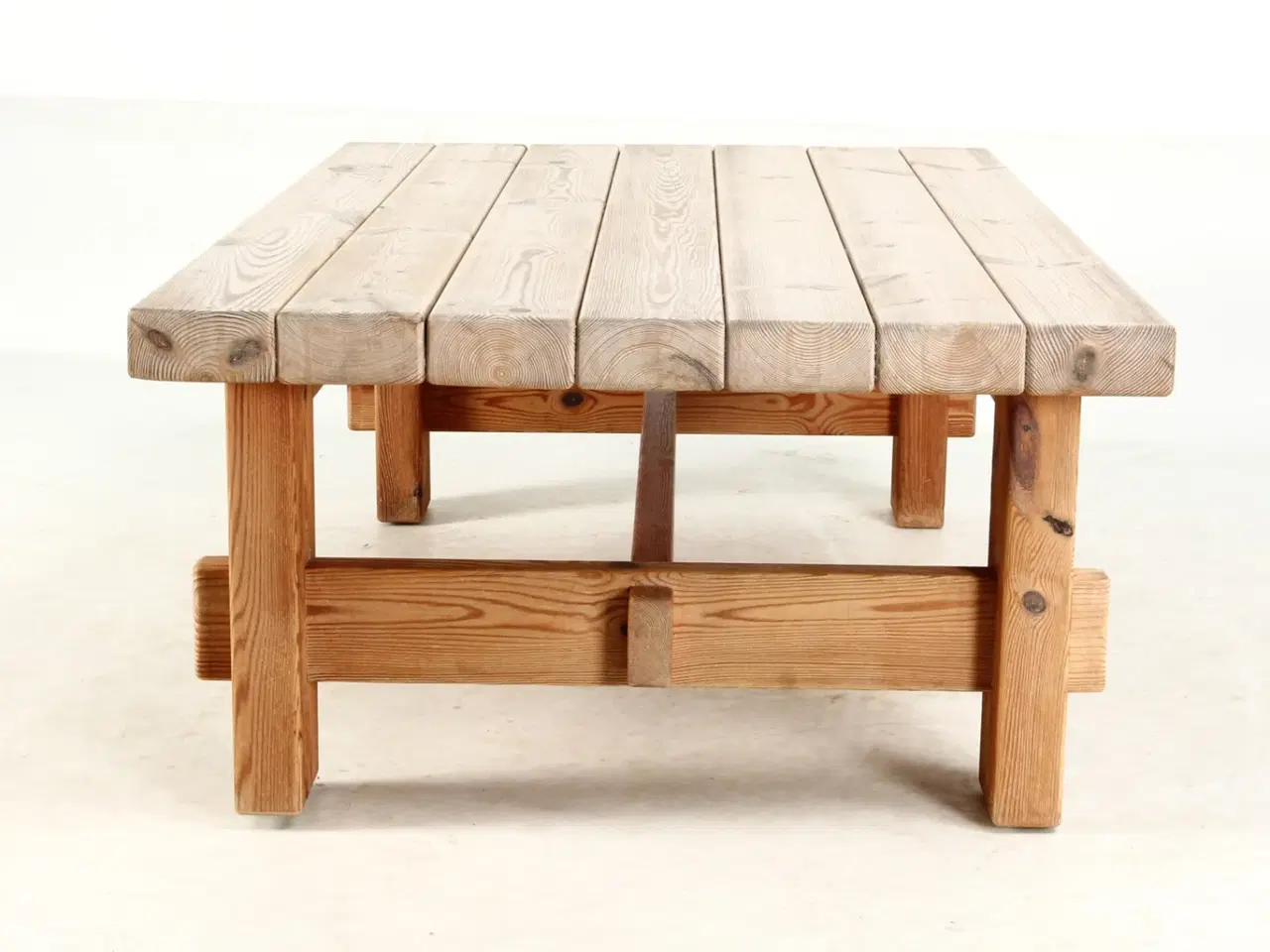 Billede 3 - Er massivt sofabord