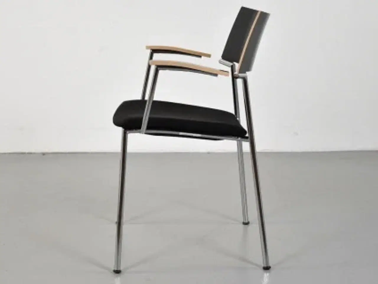 Billede 2 - Four design konference-/mødestol i sort, med armlæn