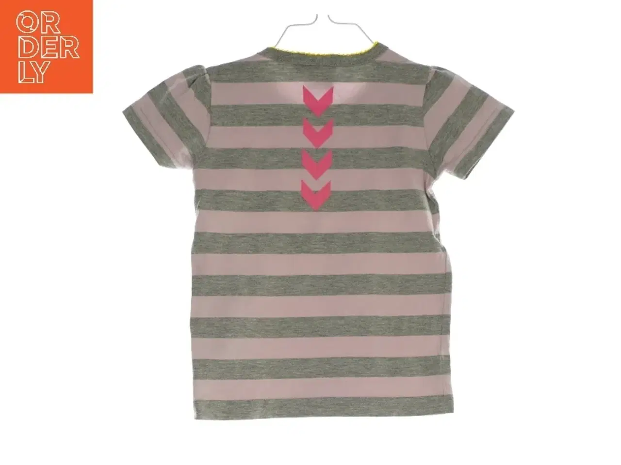 Billede 2 - T shirt fra Hummel (str. 86)