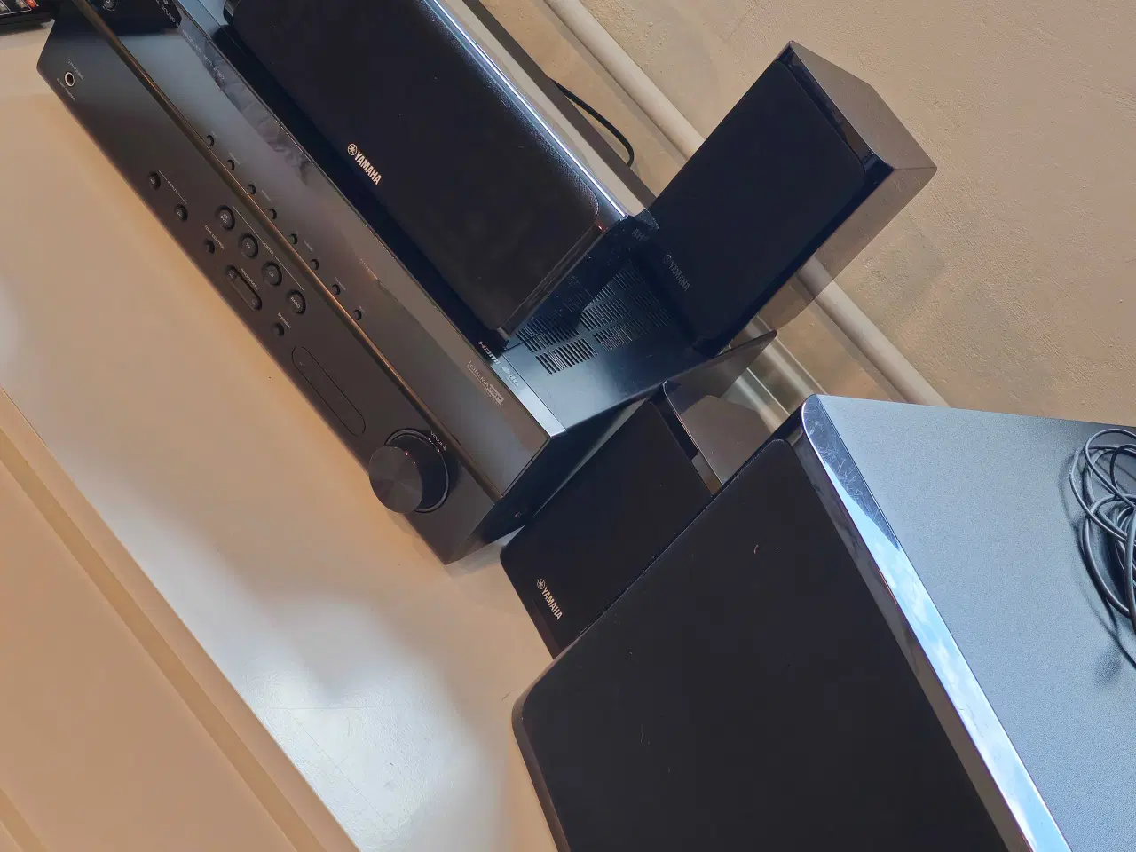 Billede 5 - Yamaha forstærker og 5.1 surround sound 