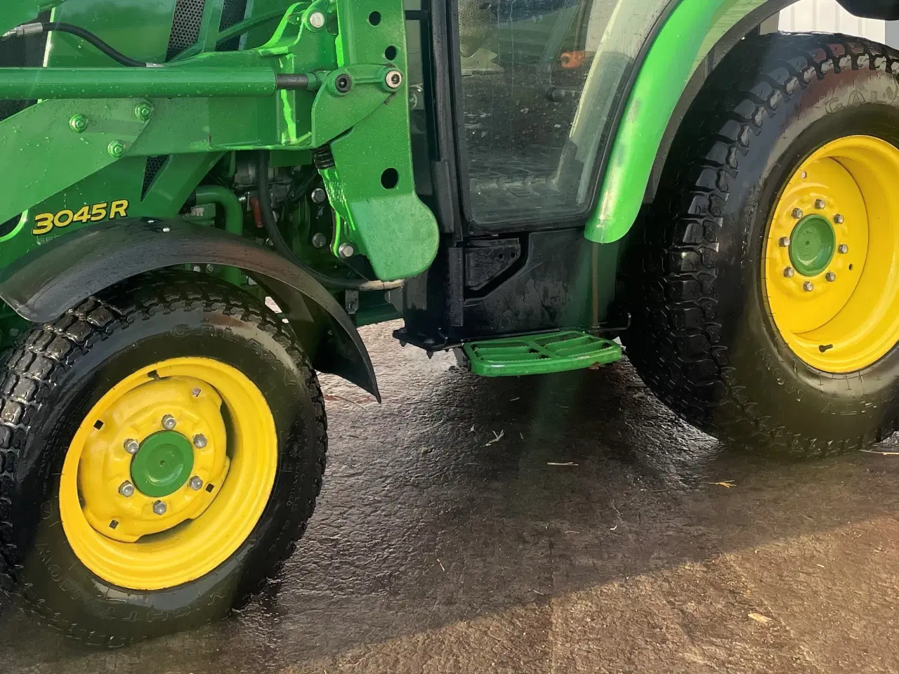 Billede 12 - John Deere komplette græshjul.