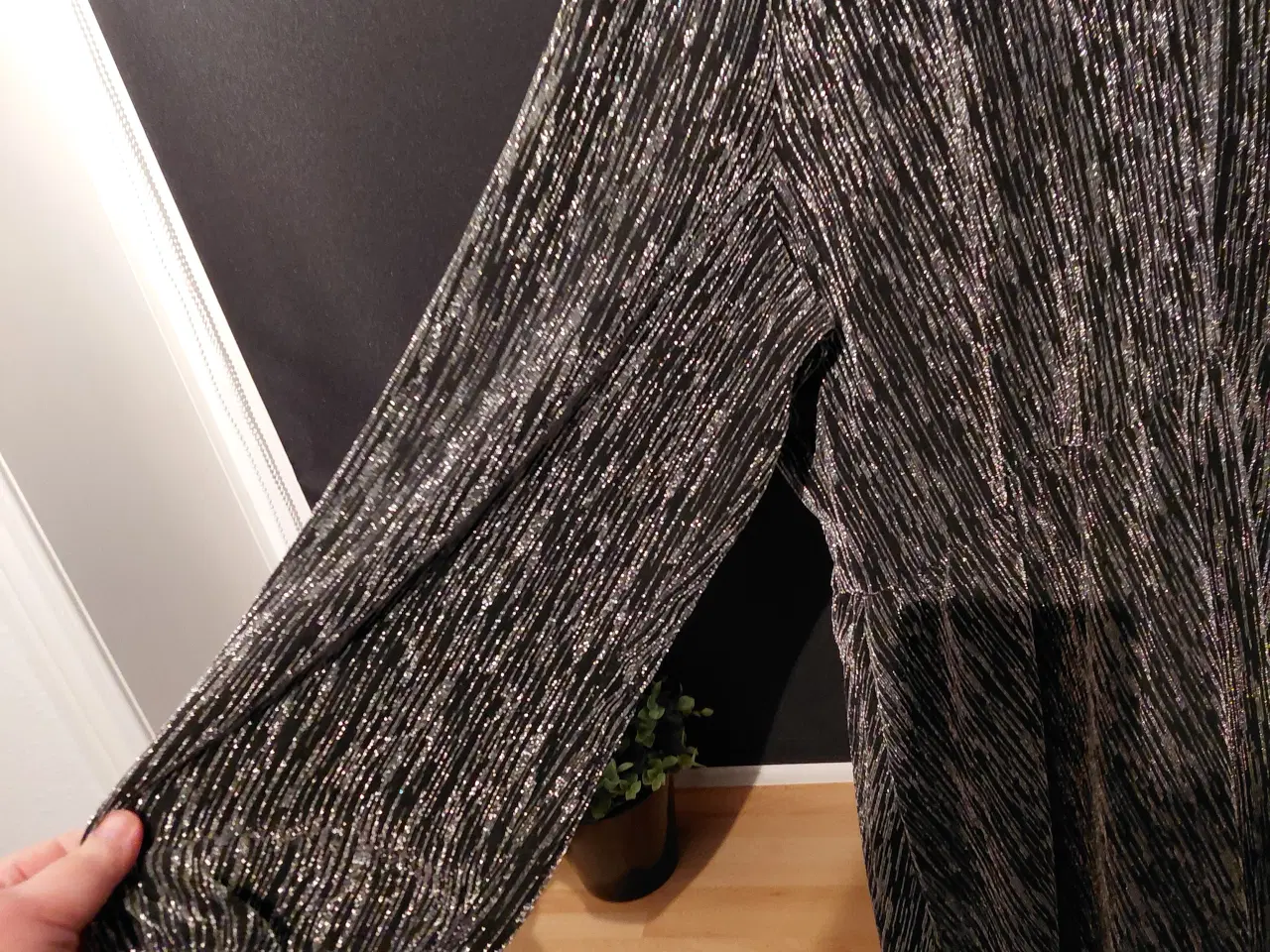 Billede 2 - Fin kjole 