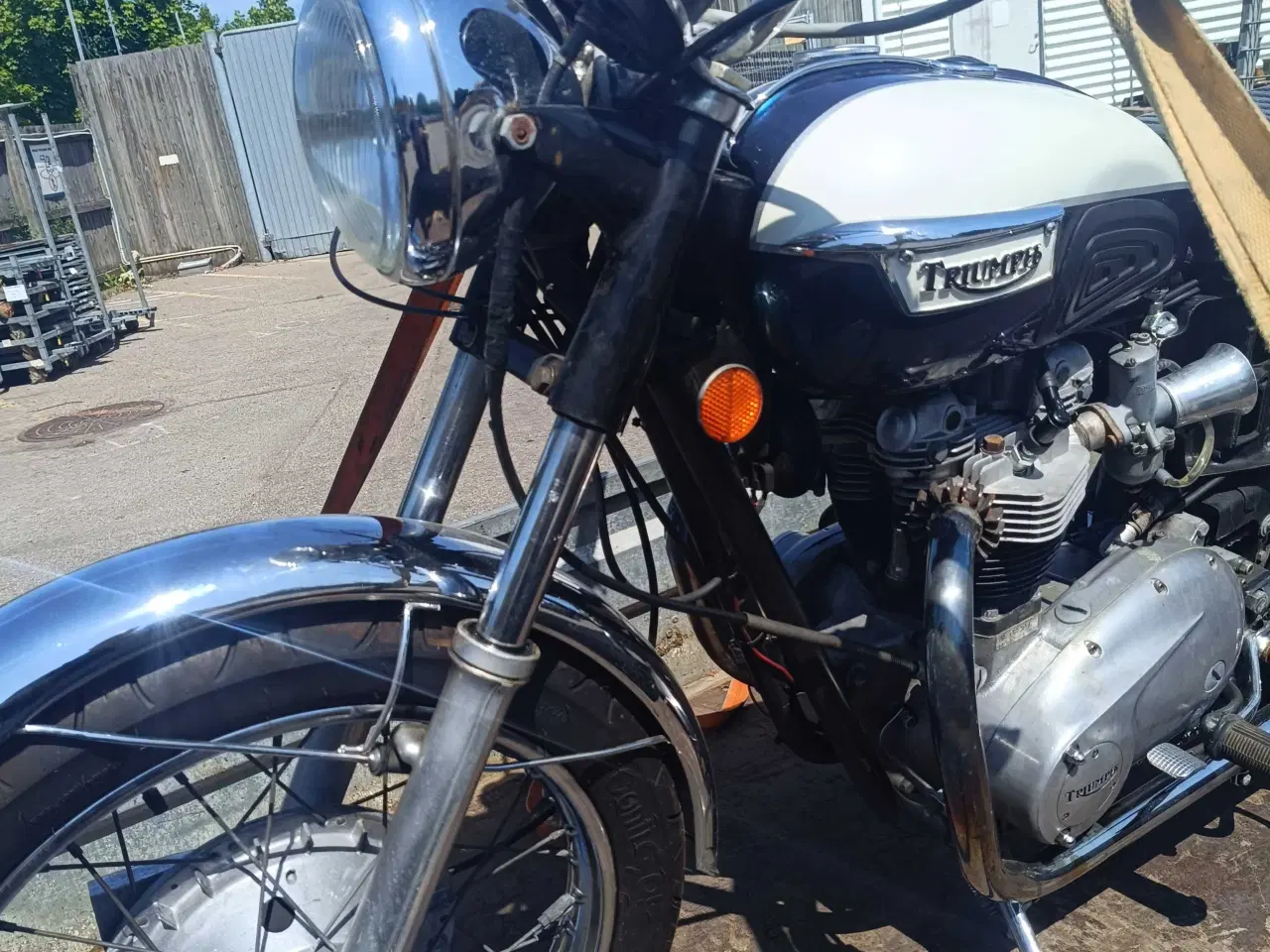 Billede 2 - Tændspole til Bonneville 1971