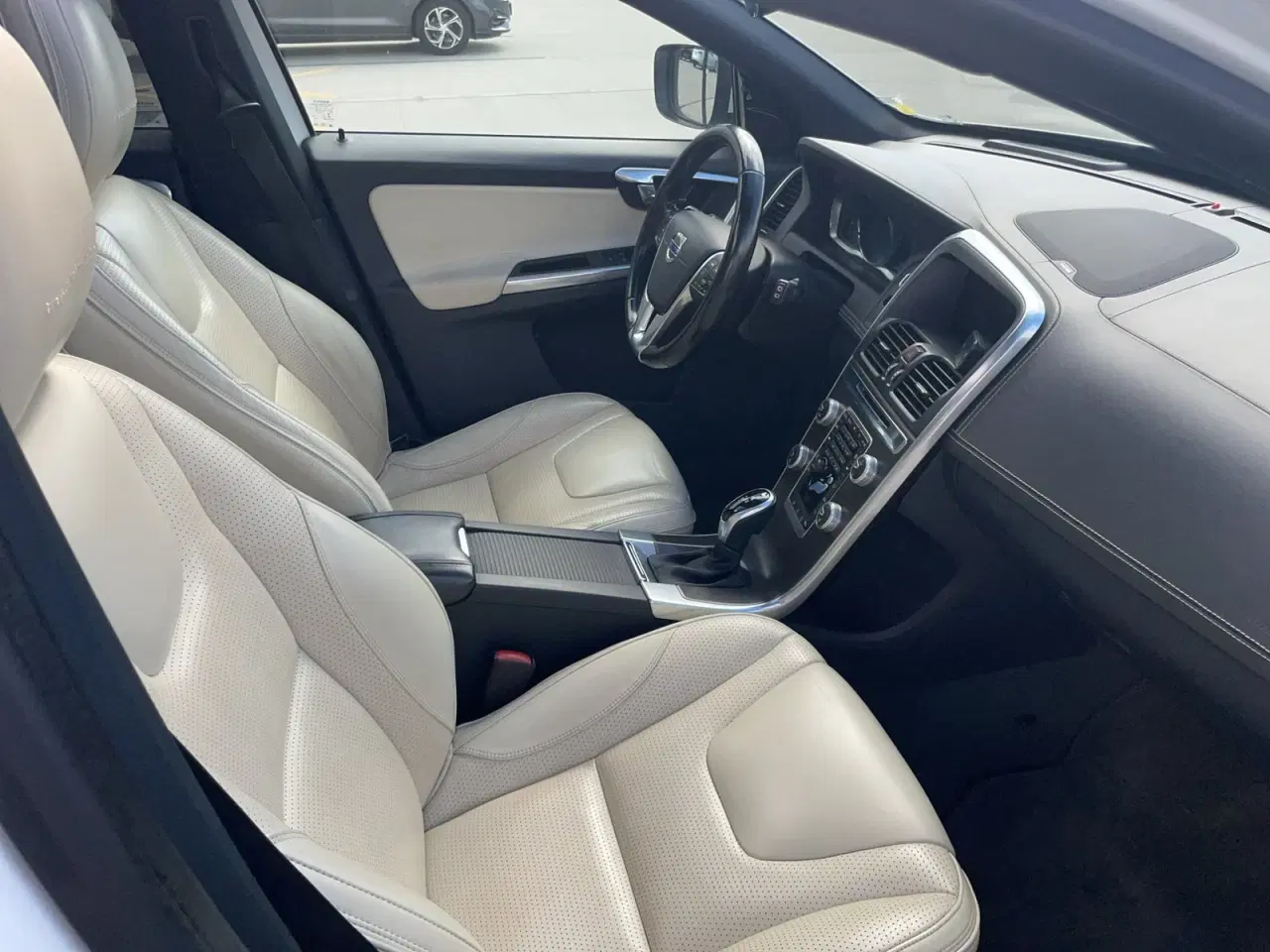 Billede 13 - Volvo XC60 2,0 D4 190 Momentum aut.