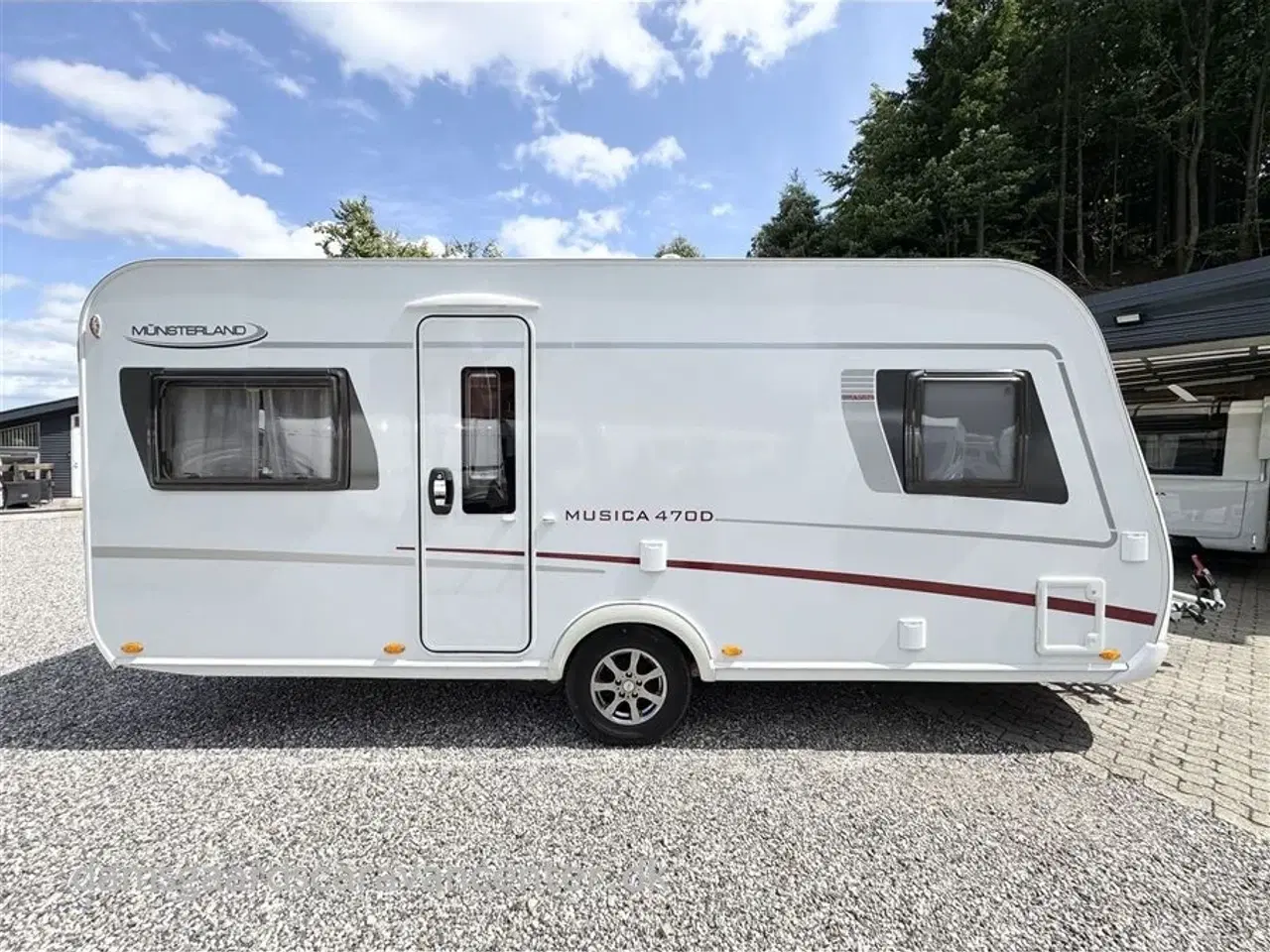 Billede 1 - 2019 - LMC Musica 470 D   Franskseng-Gulvtemp.-Mover-Telt
