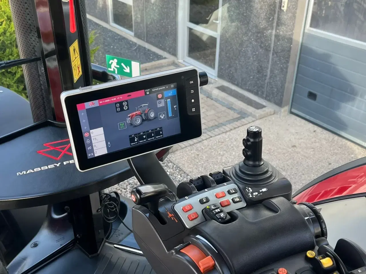 Billede 3 - Massey Ferguson 8730S Dyna VT Velholdt traktor
