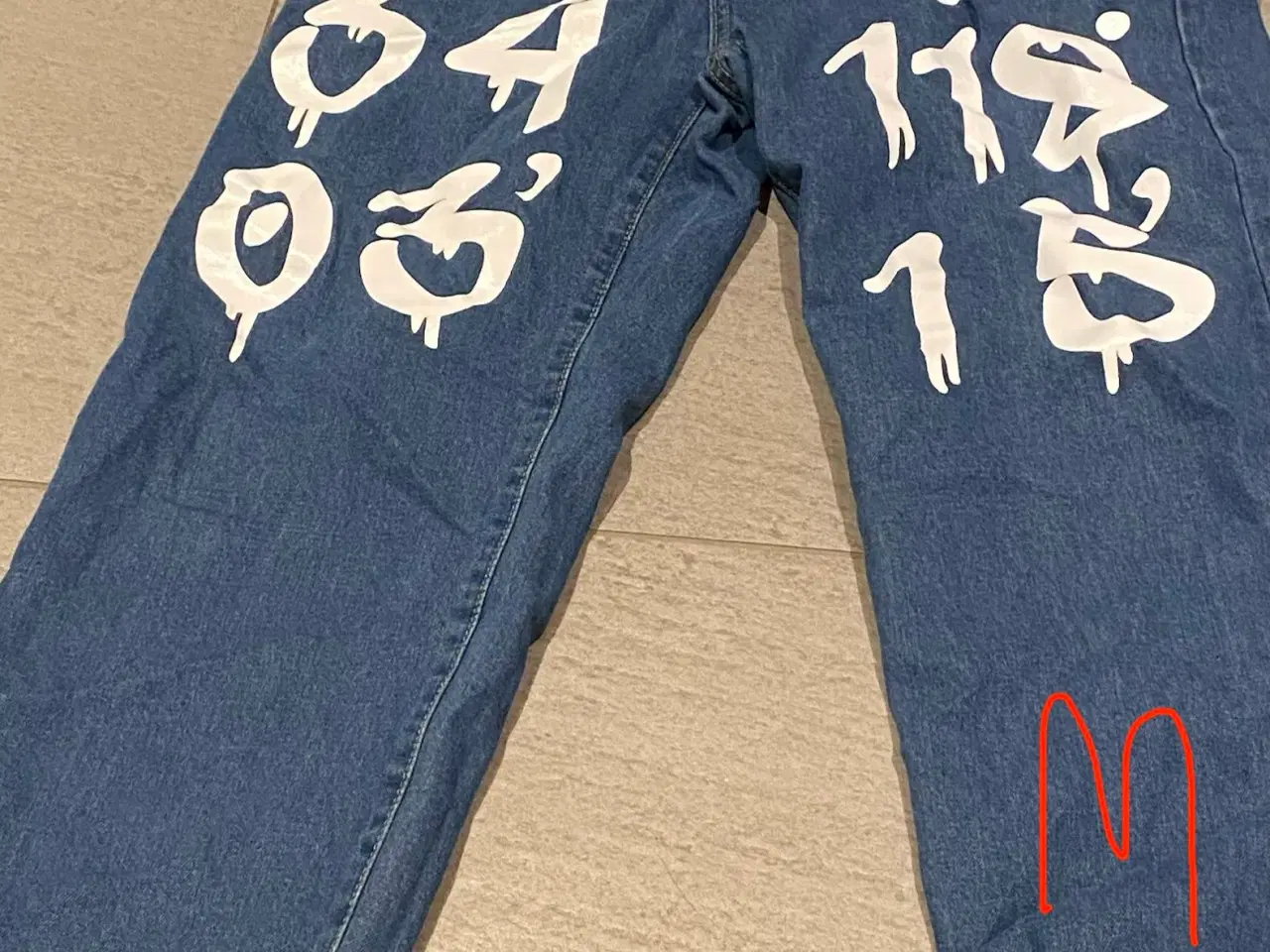 Billede 3 - Super seje bukser og T shirts