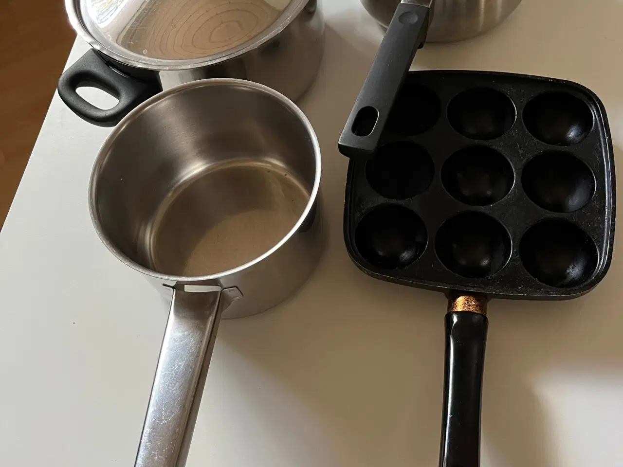 Billede 2 - Æbleskivepande og gryder