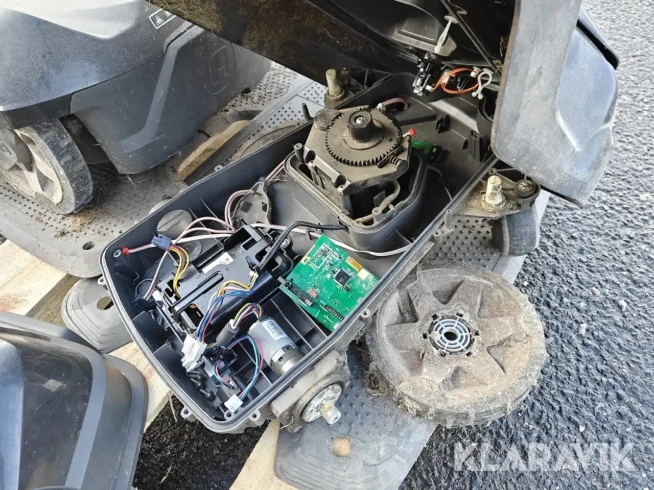 Billede 6 - Robotplæneklippere Husqvarna Automower blandet 4 styk