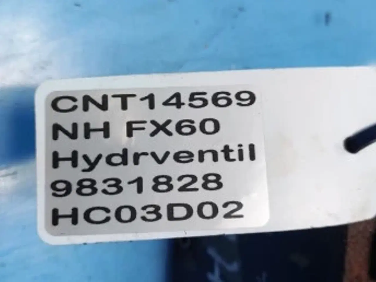 Billede 10 - New Holland FX60 Hydraulikventil 9831828