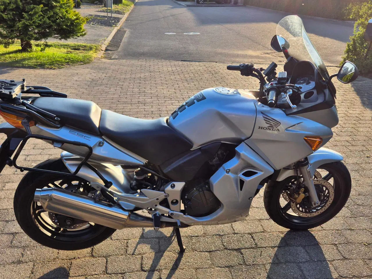 Billede 1 - Honda CBF 600 SA